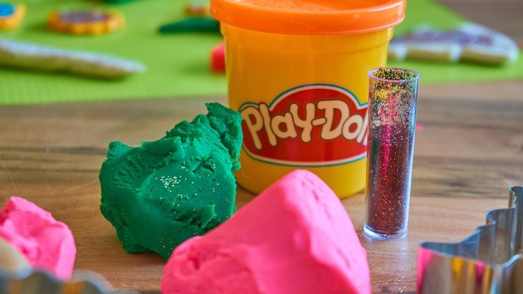 Play-doh Babies Baby Shower Game
